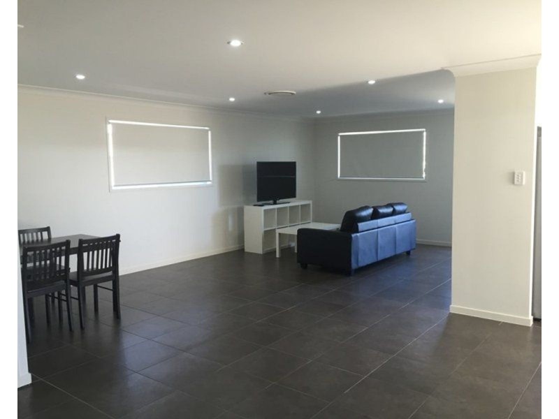 8B Hurse Street, Chinchilla QLD 4413