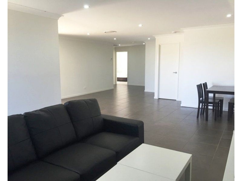 8B Hurse Street, Chinchilla QLD 4413