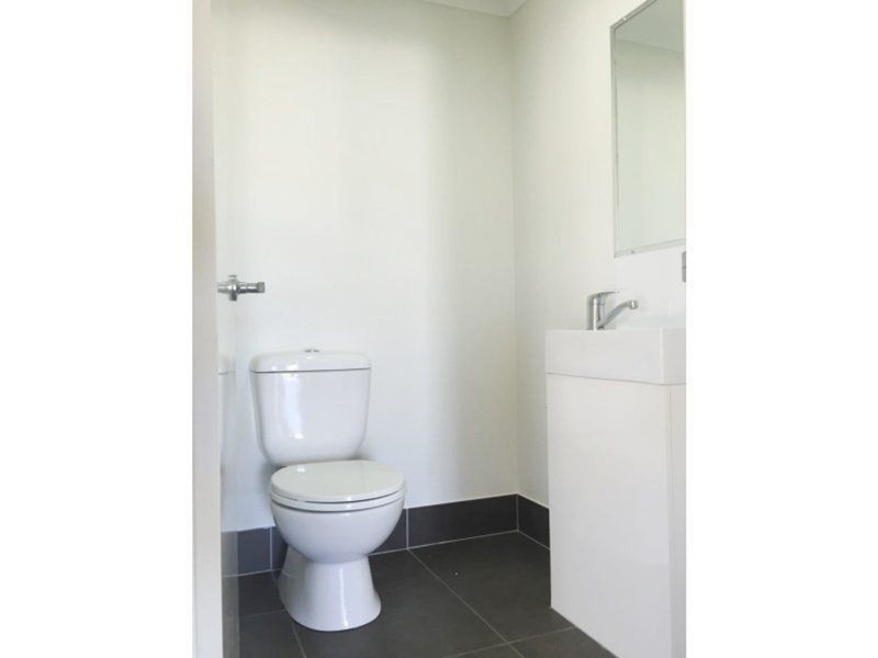 8B Hurse Street, Chinchilla QLD 4413