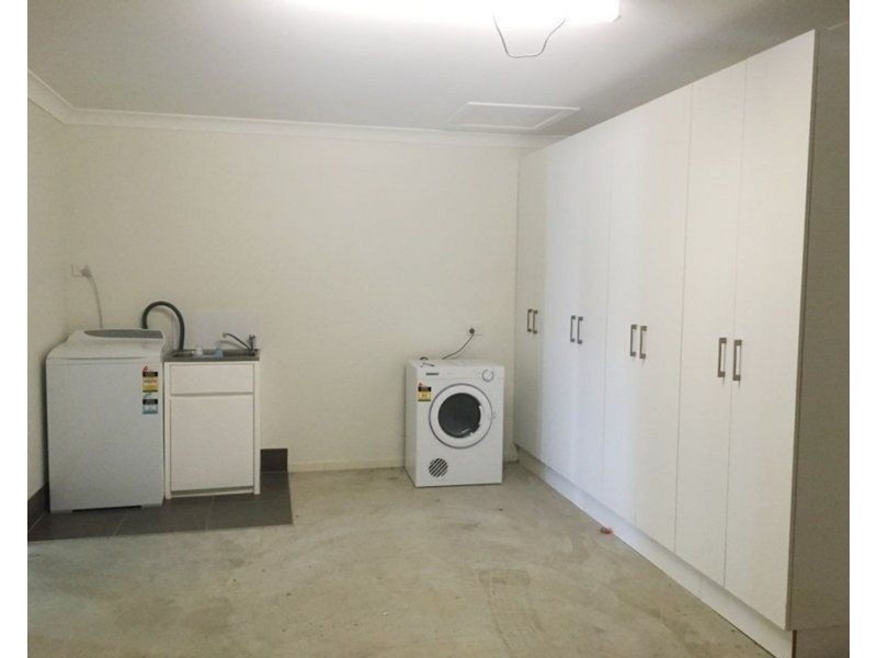 8B Hurse Street, Chinchilla QLD 4413