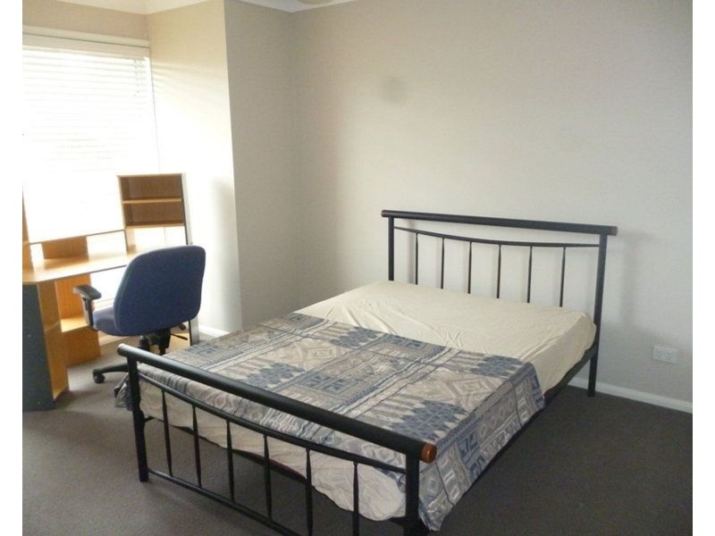 1/101 Zeller Street, Chinchilla QLD 4413