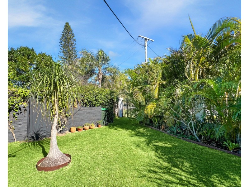 1/1 Brandon Street, Suffolk Park NSW 2481