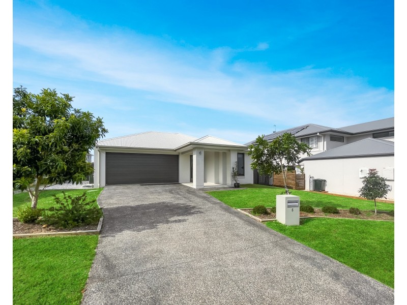 5 Eclipse Crescent, Cumbalum NSW 2478