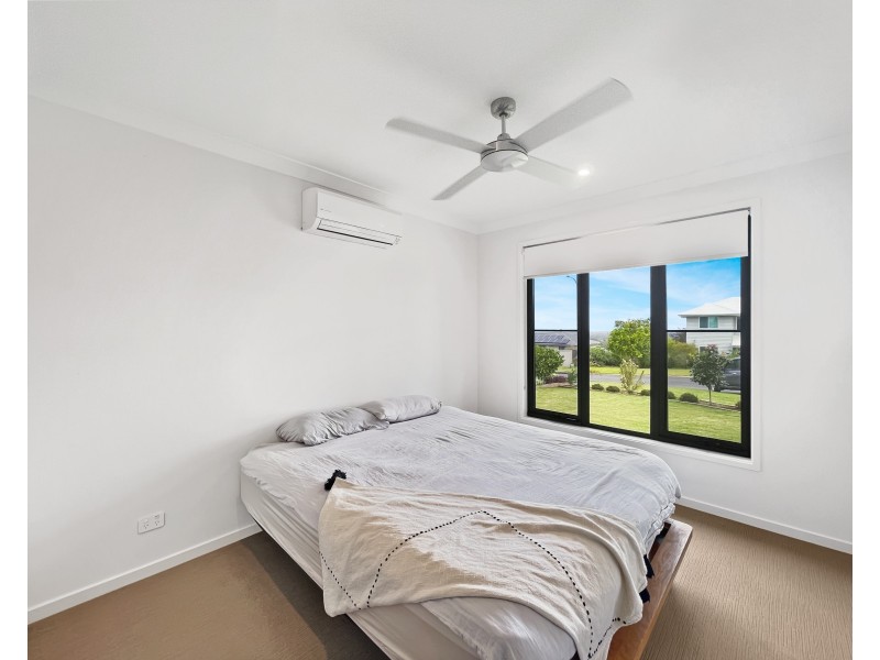 5 Eclipse Crescent, Cumbalum NSW 2478