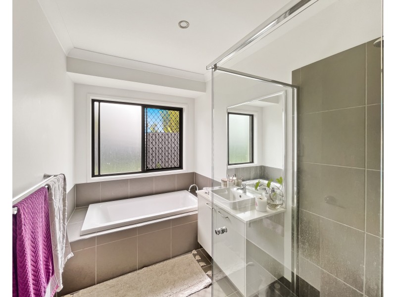 5 Eclipse Crescent, Cumbalum NSW 2478