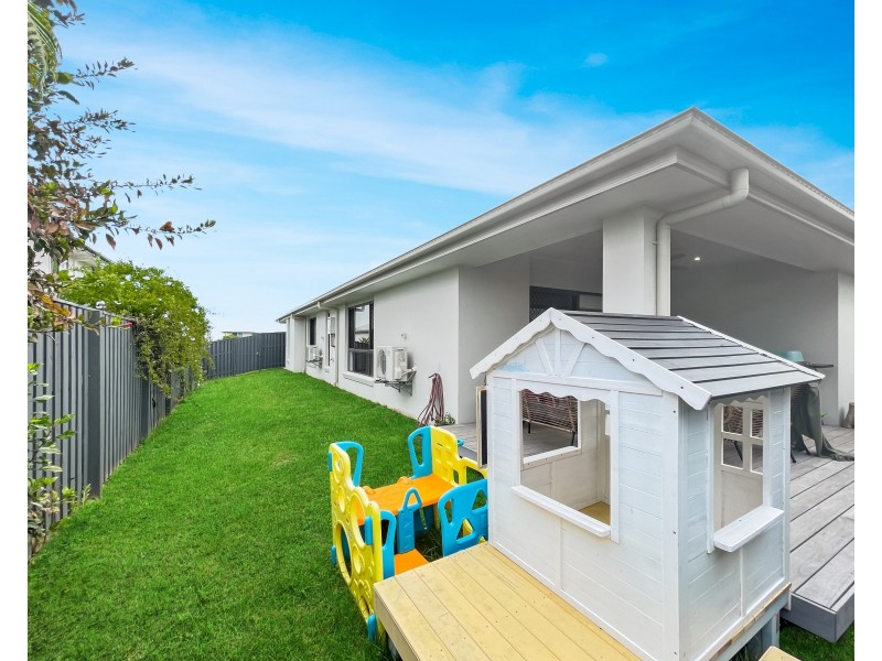 5 Eclipse Crescent, Cumbalum NSW 2478