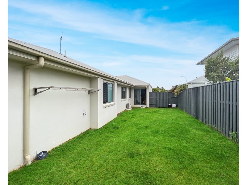 5 Eclipse Crescent, Cumbalum NSW 2478
