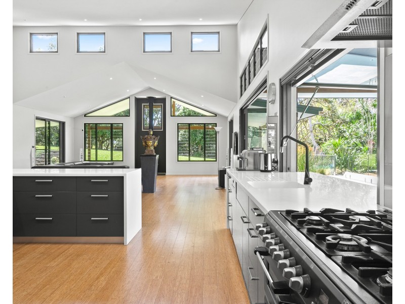 20 Taylors Lane, Ewingsdale NSW 2481