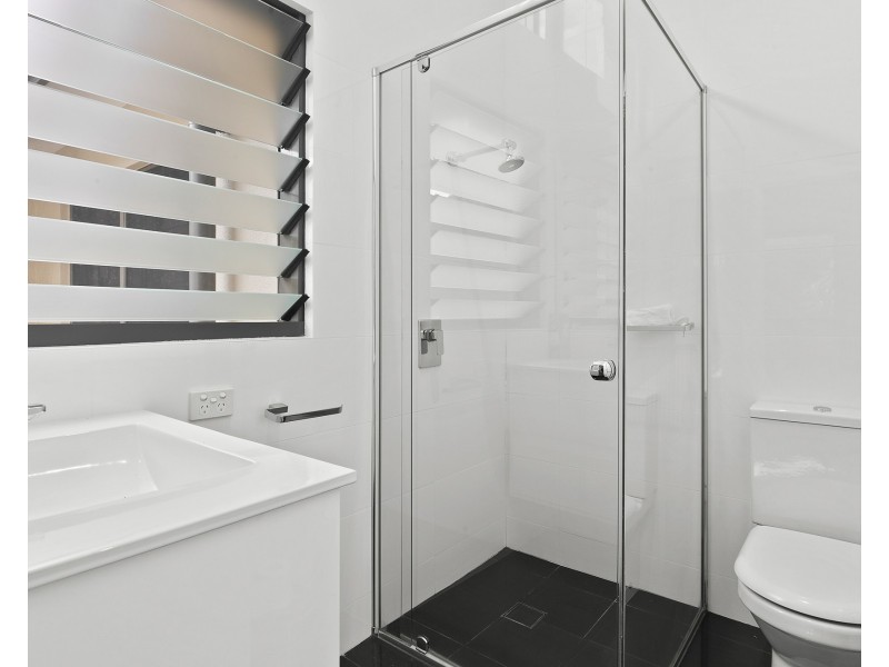 20 Taylors Lane, Ewingsdale NSW 2481