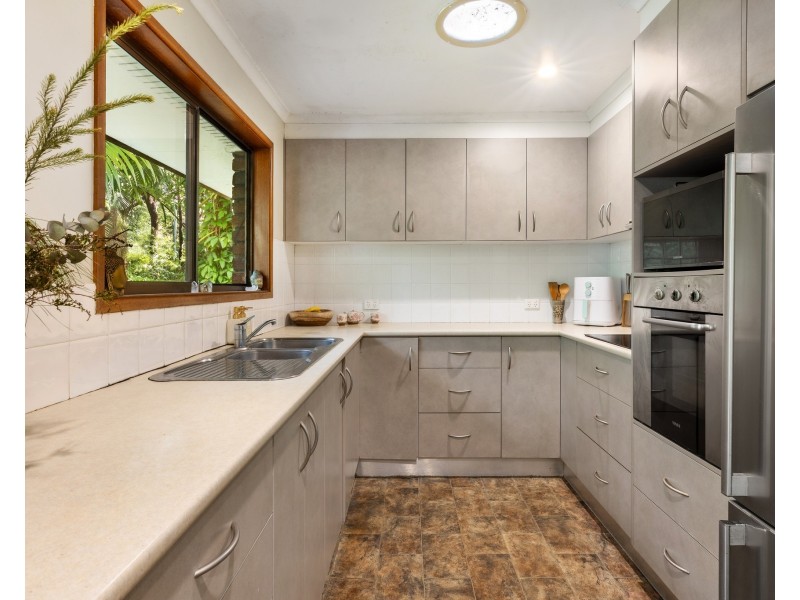 245 Broken Head Road, Suffolk Park NSW 2481