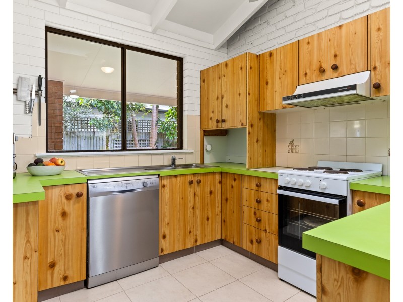 30 Armstrong Street, Suffolk Park NSW 2481