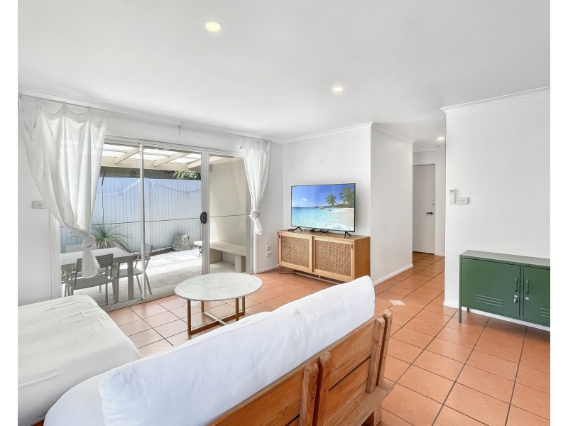 2/182 Broken Head Road, Suffolk Park NSW 2481