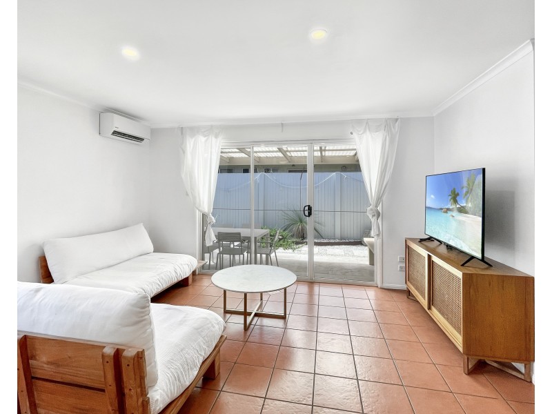 2/182 Broken Head Road, Suffolk Park NSW 2481