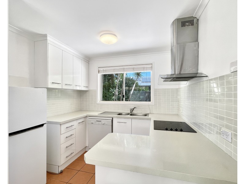 2/182 Broken Head Road, Suffolk Park NSW 2481