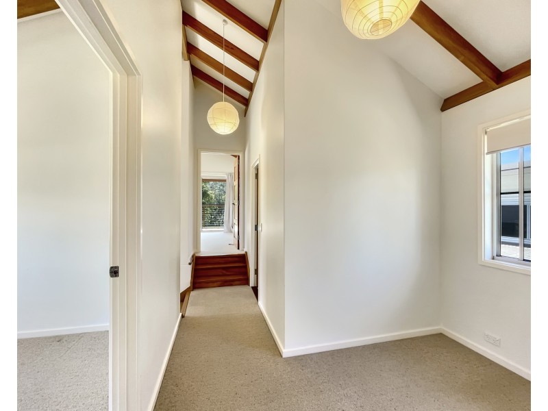 17 Natan Court, Ocean Shores NSW 2483