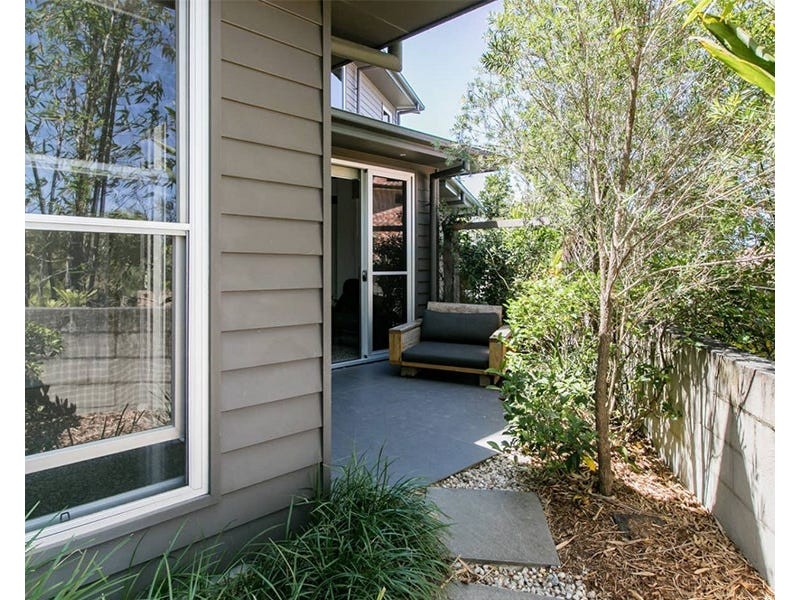 5 Hoop Pine Lane, Suffolk Park NSW 2481