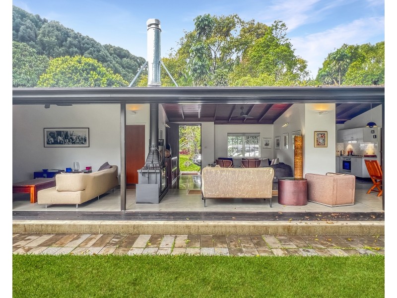 168 Kings Road, Federal NSW 2480