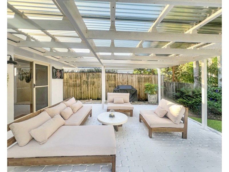 28 Bottlebrush Crescent, Suffolk Park NSW 2481