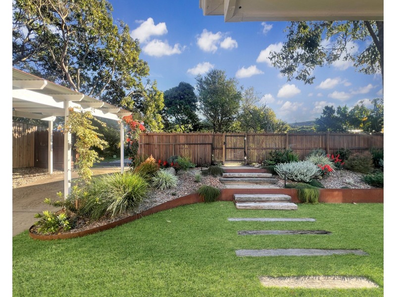 28 Bottlebrush Crescent, Suffolk Park NSW 2481
