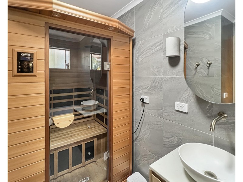 9 Hakea Crescent, Suffolk Park NSW 2481