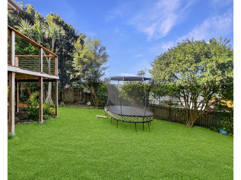 9 Hakea Crescent, Suffolk Park NSW 2481
