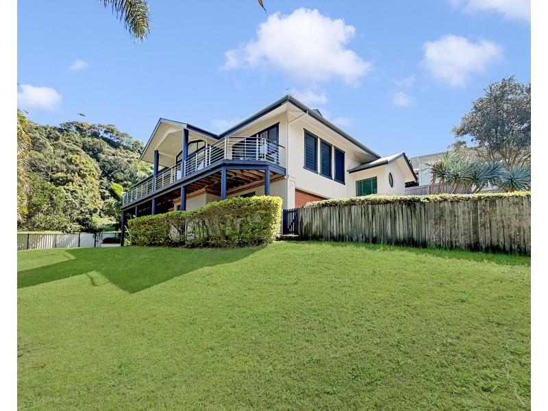 49 Caniaba Crescent, Suffolk Park NSW 2481
