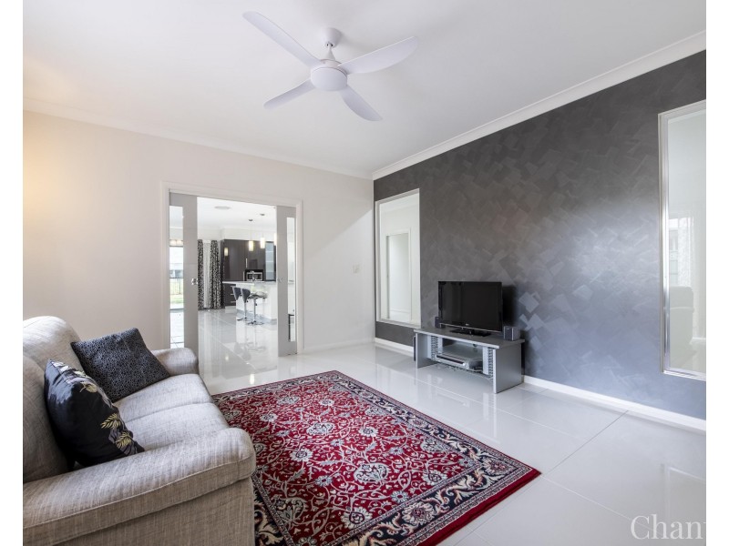 10 Southlakes Parade, Dubbo NSW 2830