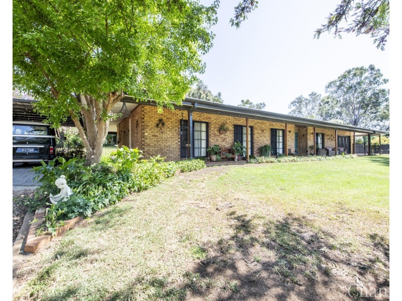 320 Myall Street, Dubbo NSW 2830