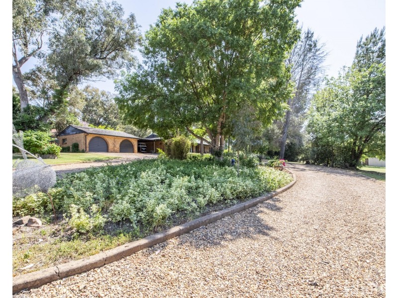 320 Myall Street, Dubbo NSW 2830