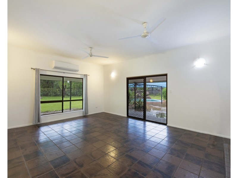 35 Yates Road, Howard Springs NT 0835