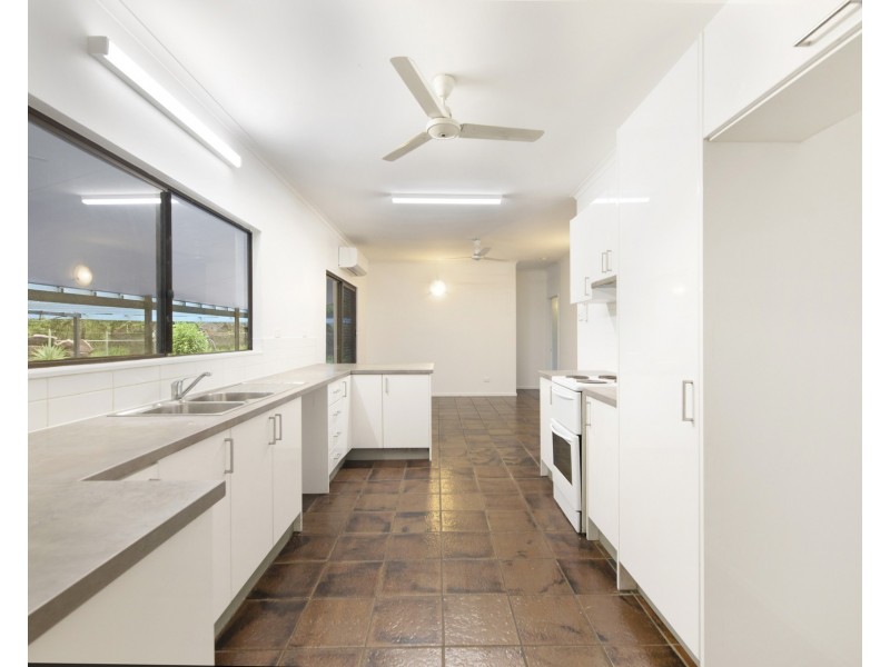 35 Yates Road, Howard Springs NT 0835