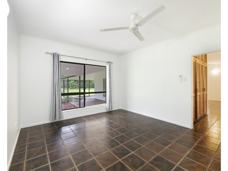 35 Yates Road, Howard Springs NT 0835