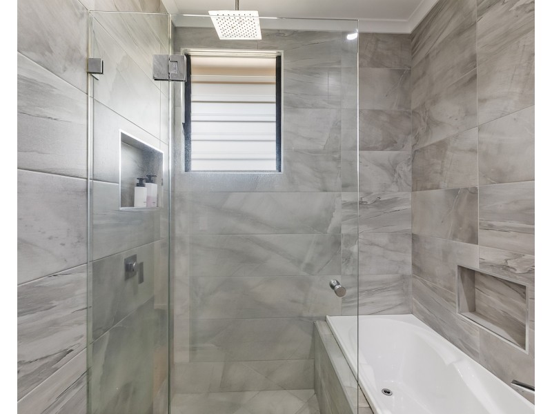 21 Lanyon Terrace, Moil NT 0810