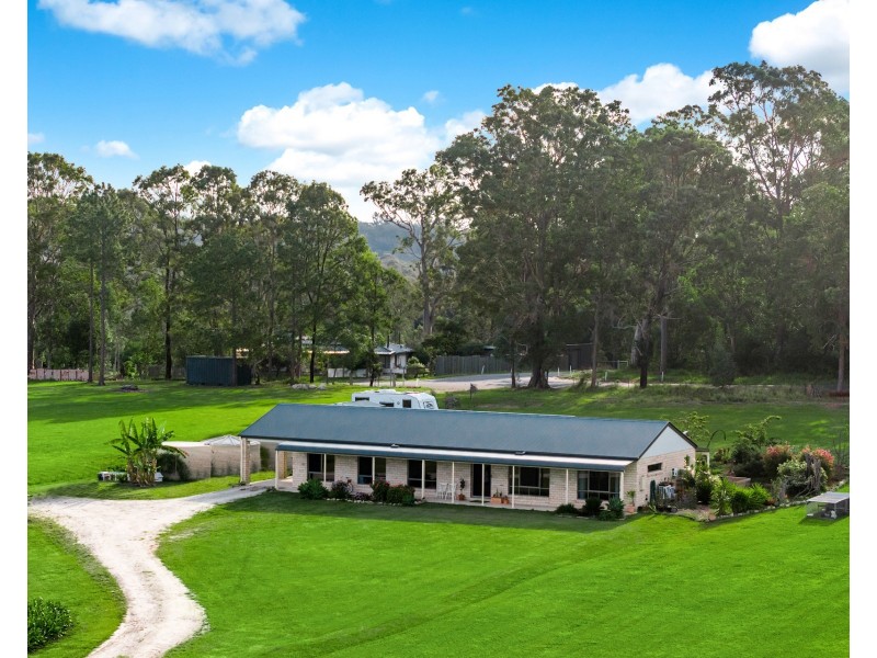 20 Grevillea Place, Swan Bay NSW 2471