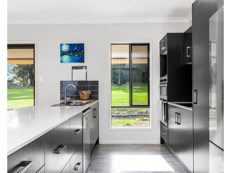20 Grevillea Place, Swan Bay NSW 2471