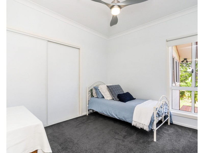 230 Baraang Drive, Broadwater NSW 2472