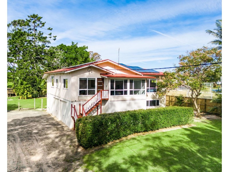 230 Baraang Drive, Broadwater NSW 2472