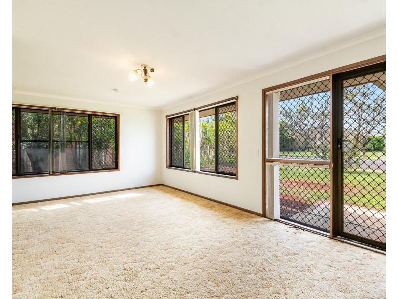 4 Simpson Avenue, Wollongbar NSW 2477