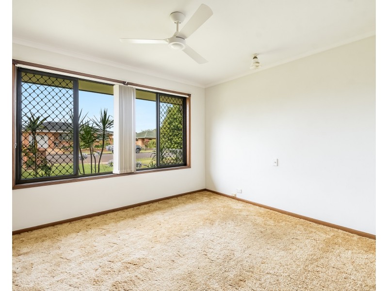 4 Simpson Avenue, Wollongbar NSW 2477