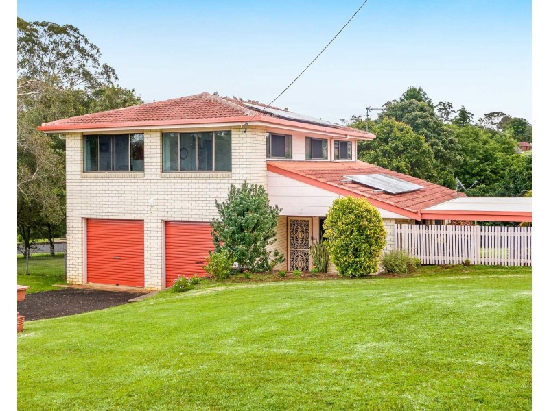 25 Holmesleigh Drive, Goonellabah NSW 2480