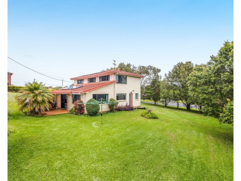25 Holmesleigh Drive, Goonellabah NSW 2480