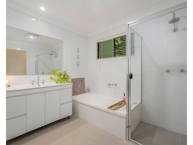 9 Noble Road, Blue Knob NSW 2480