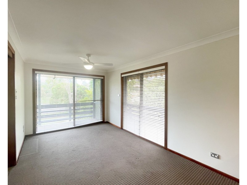 16 Melaleuca Crescent, Catalina NSW 2536