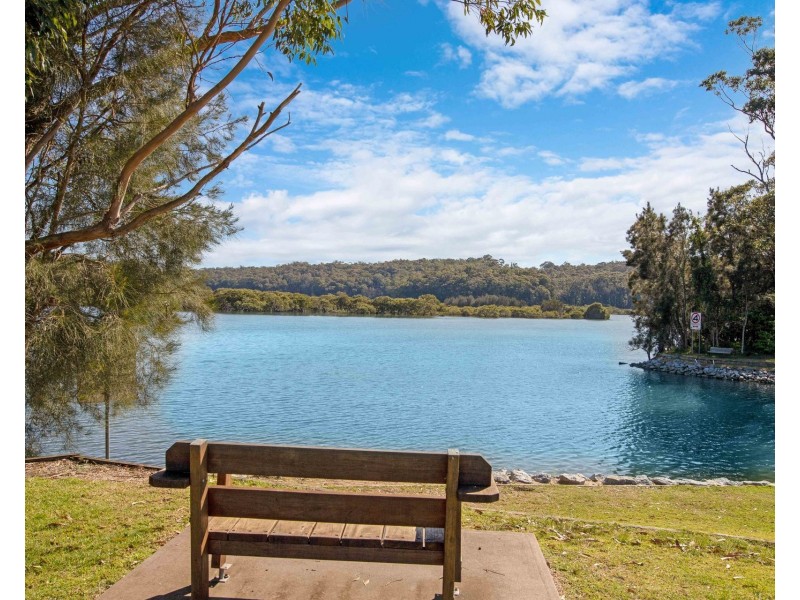 2162 George Bass Drive, Tomakin NSW 2537