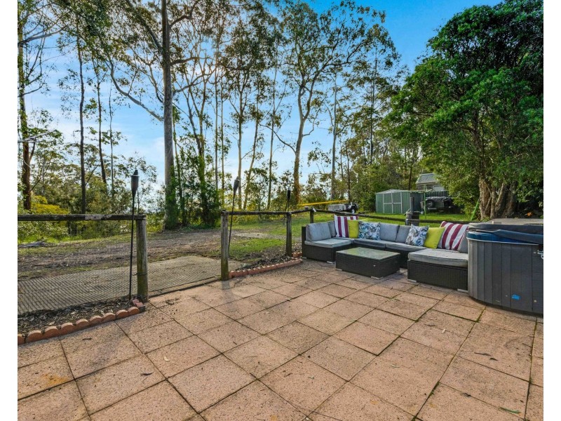 62 Cook Avenue, Surf Beach NSW 2536