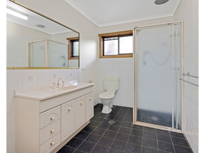 62 Cook Avenue, Surf Beach NSW 2536