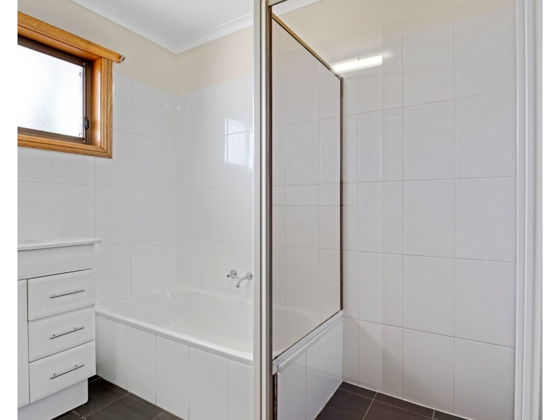 62 Cook Avenue, Surf Beach NSW 2536