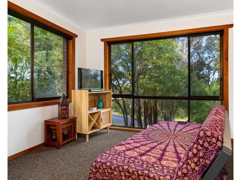 62 Cook Avenue, Surf Beach NSW 2536