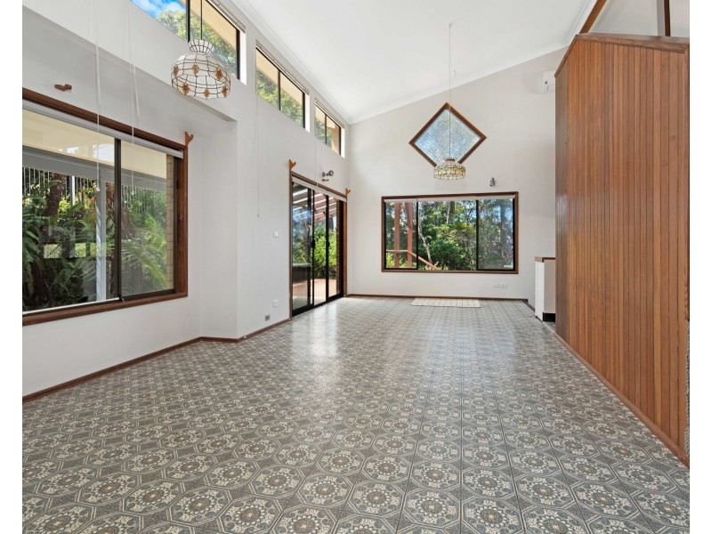 8 Illabunda Drive, Malua Bay NSW 2536
