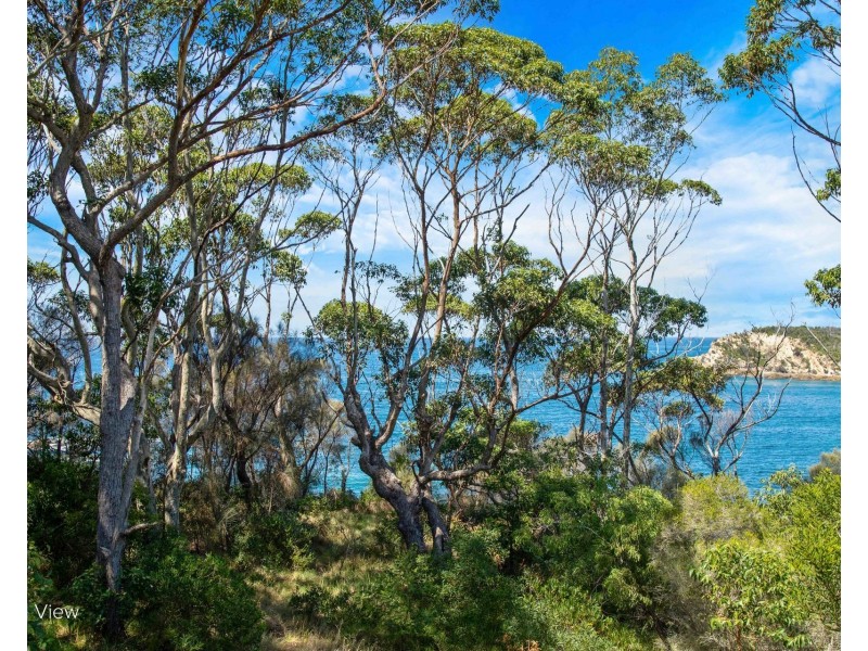 8 Illabunda Drive, Malua Bay NSW 2536
